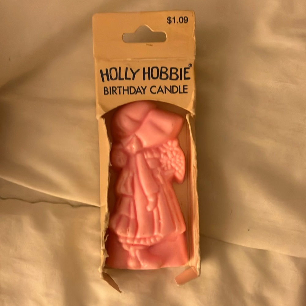 Vintage holly, hobby, pink birthday candle. 1979
